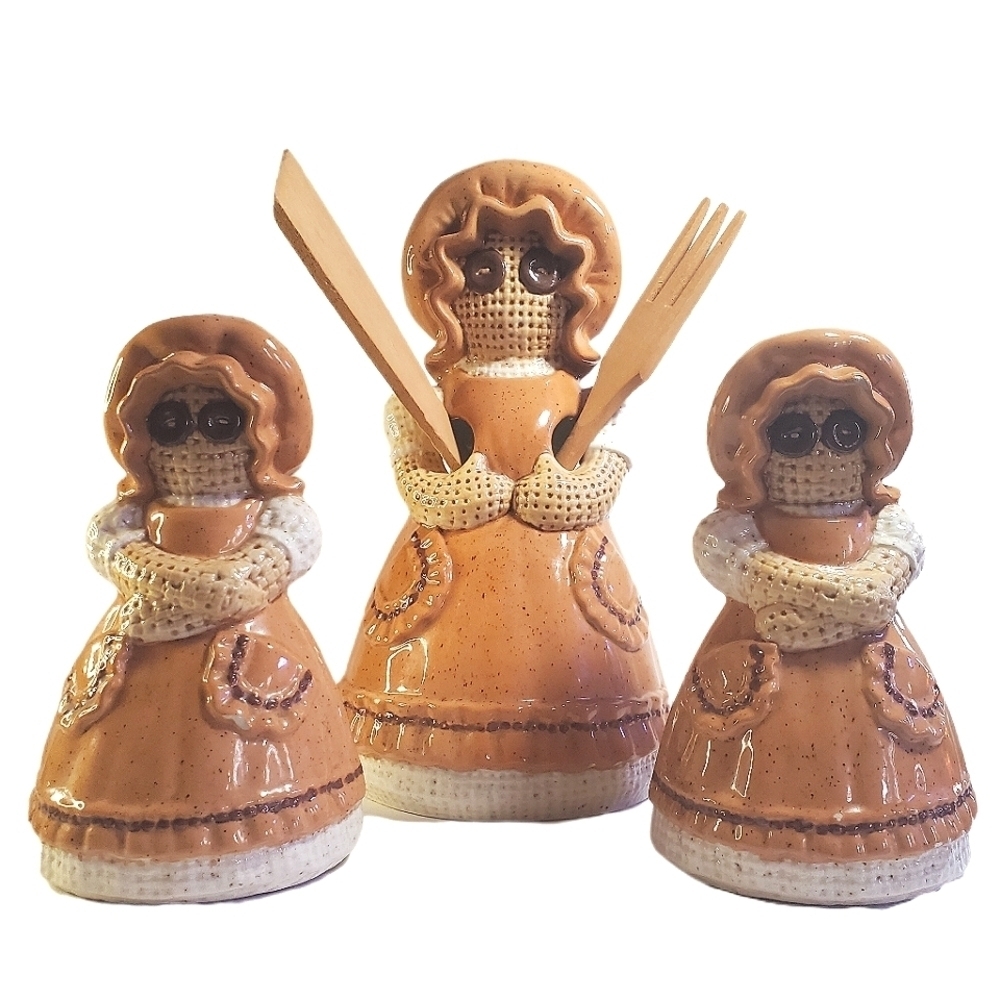 SITTRE Vintage Ceramic Burlap Rag Doll Utensil Holder & Salt Pepper Shakers EUC